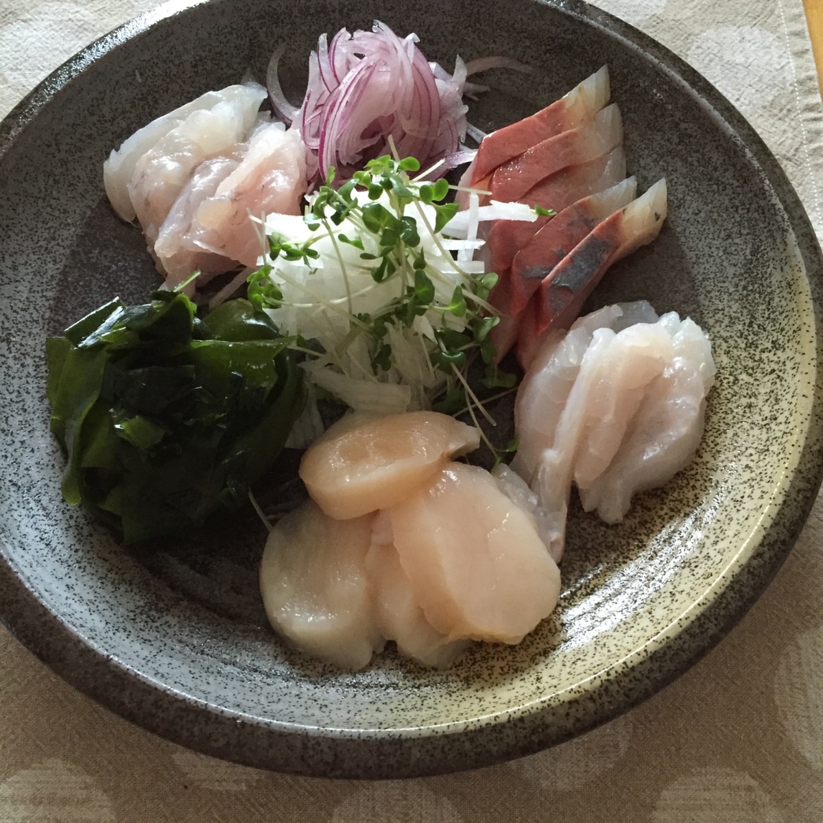 お刺身の盛り合わせ レシピ 作り方 By ボンド子 楽天レシピ お刺身の盛り合わせ レシピ 作り方 By ボンド子 楽天レシピ